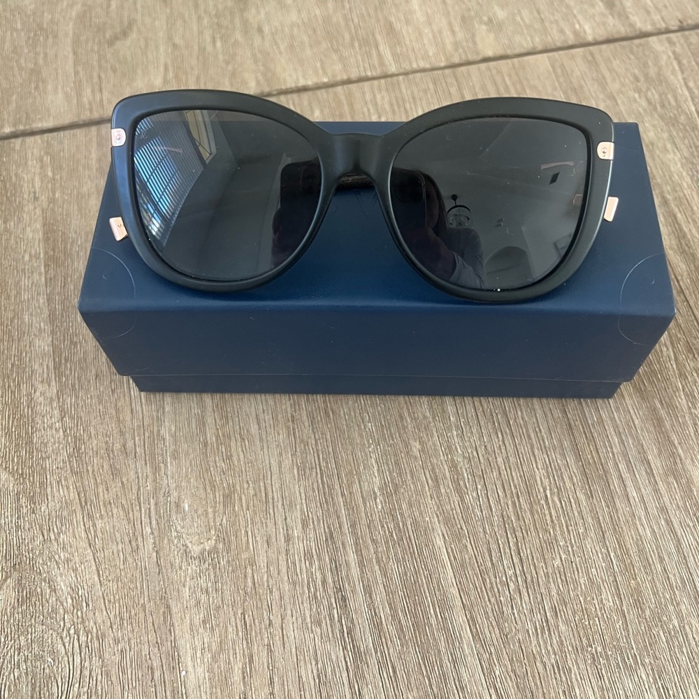 Louis Vuitton Black Sunglasses